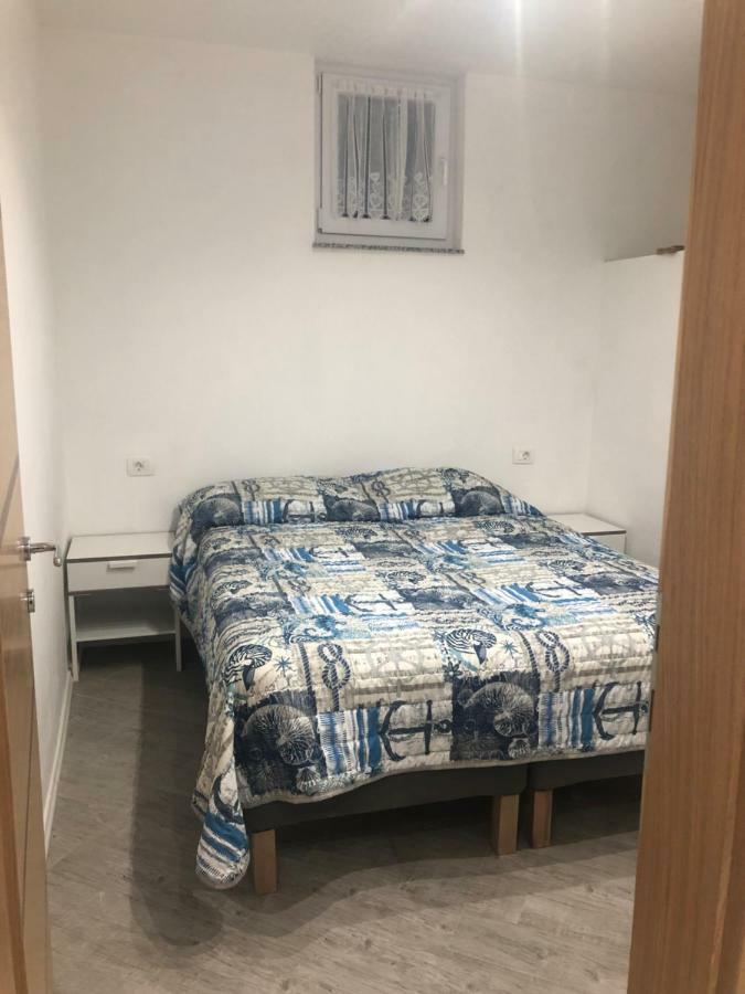 Bozic Apartman Apartment Pula Exterior photo